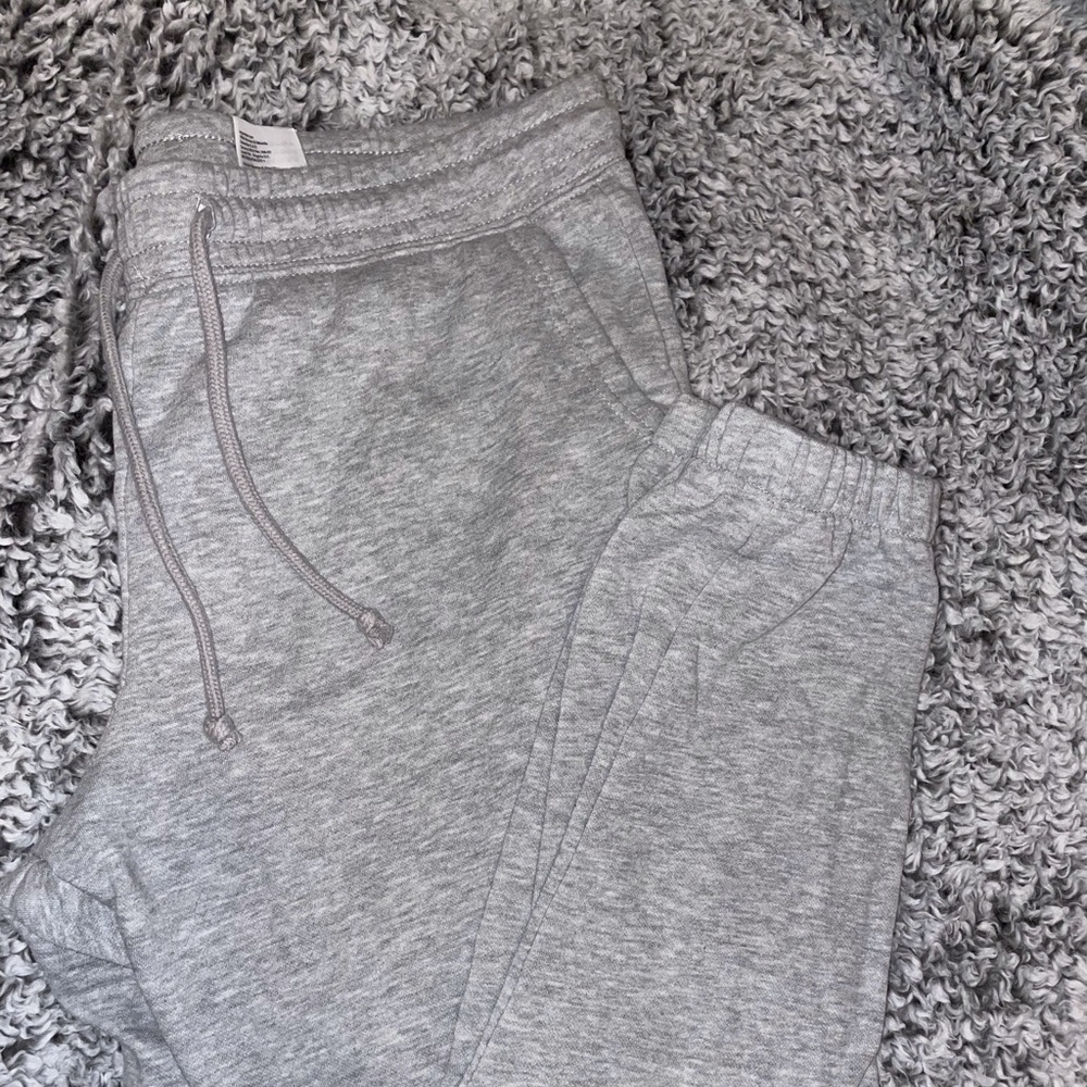 Gray H&M jogger sweatpants